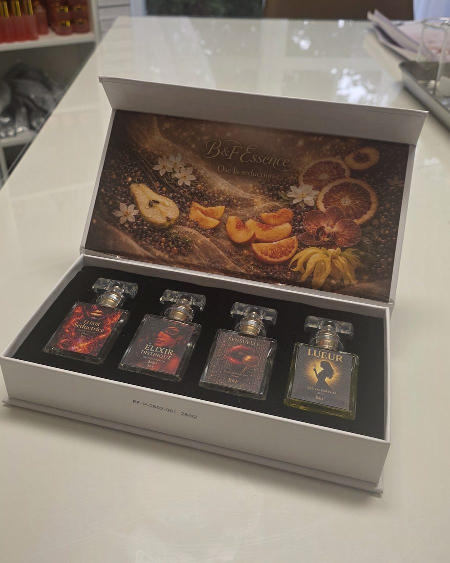 Coffret découverte B&F Essence ouvert : 4 eaux de parfum de 20 ml